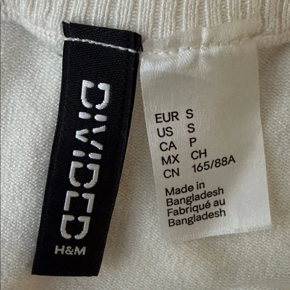 Divided Classic White Short-Sleeve Knit Top Size S - Picture 4 of 5